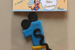 n. 1 topolino realizzato in porcellana fredda per un primo compleanno